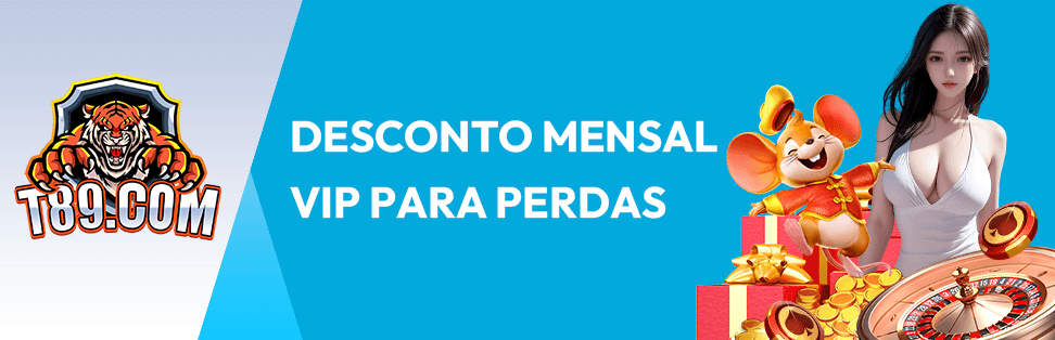 três funcionários irão receber um bônus em partes proporcionais